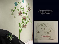 Bloementak wandschildering  Design bloemen als logo en huisstijl